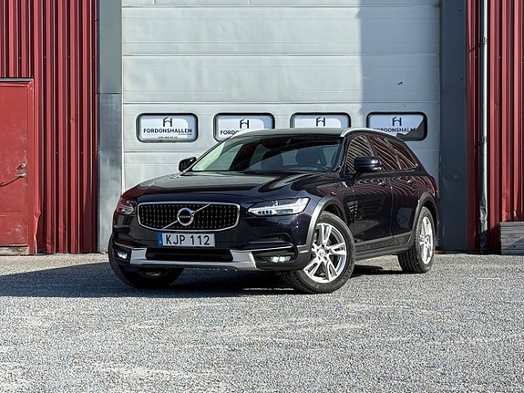 Volvo V90 Cross Country