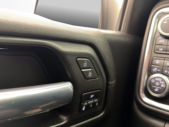 GMC Sierra 16 of 30