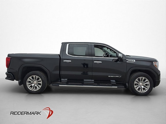 GMC Sierra 2 of 5