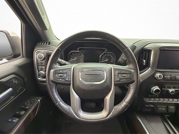 GMC Sierra 15 of 30