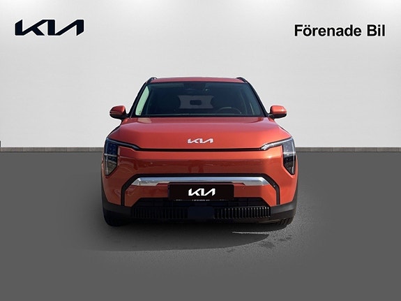 Kia EV3 2 of 20