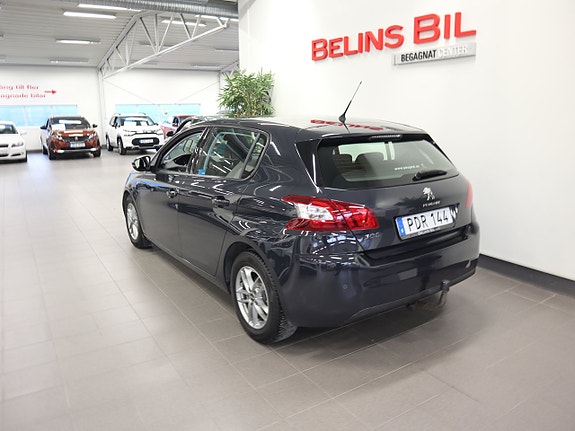 Peugeot 308 3 of 5