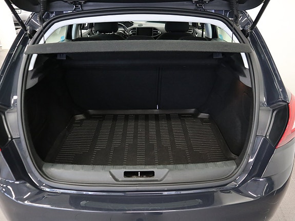 Peugeot 308 5 of 5
