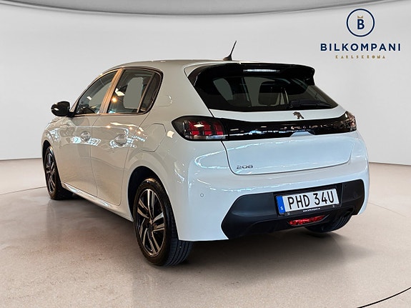 Peugeot 208 3 of 23