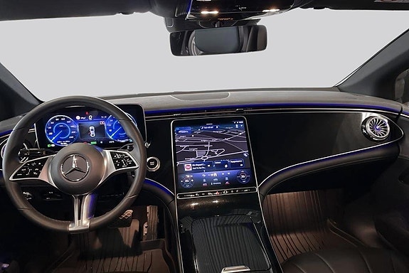 Mercedes-Benz EQE350 7 of 19