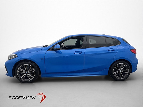 BMW 118i 4 of 5