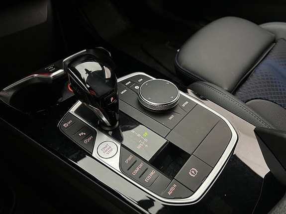 BMW 118i 15 of 21