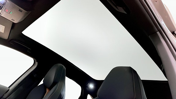 Cupra Tavascan 13 of 15