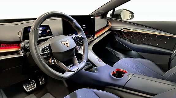 Cupra Tavascan 10 of 15