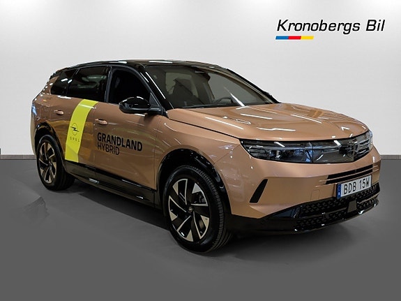 Opel Grandland 3 of 5