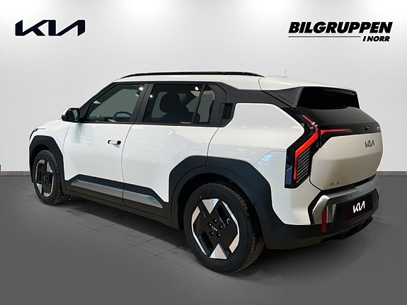 Kia EV3 6 of 16