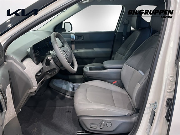 Kia EV3 8 of 16