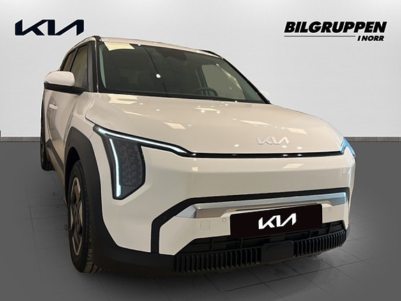 Kia EV3 3 of 5