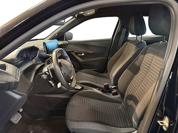 Peugeot 2008 10 of 17