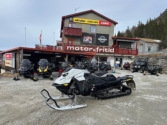 Ski-Doo Summit Adrenaline 146" 600R E-Tec -25