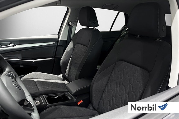 Volkswagen Golf I 5 of 5