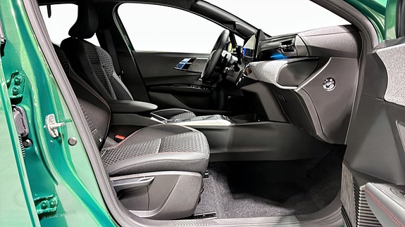 Renault Clio 21 of 23