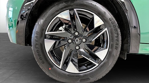 Renault Clio 9 of 23