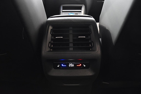 Volkswagen Tiguan 25 of 25