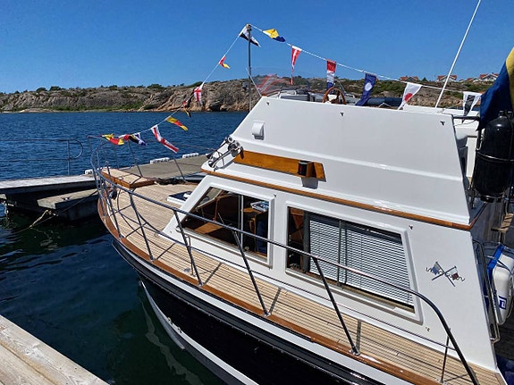 Island Gypsy 32 4 of 5