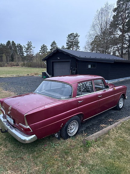 Mercedes-Benz 190 C 4 of 5