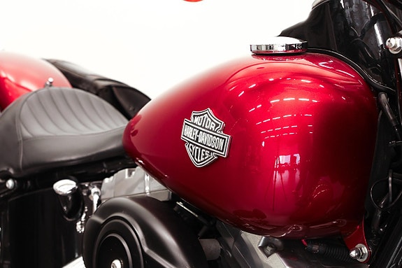 Harley-Davidson FLS | Vance & Hines | ABS | 1459:-/mån 12 of 14
