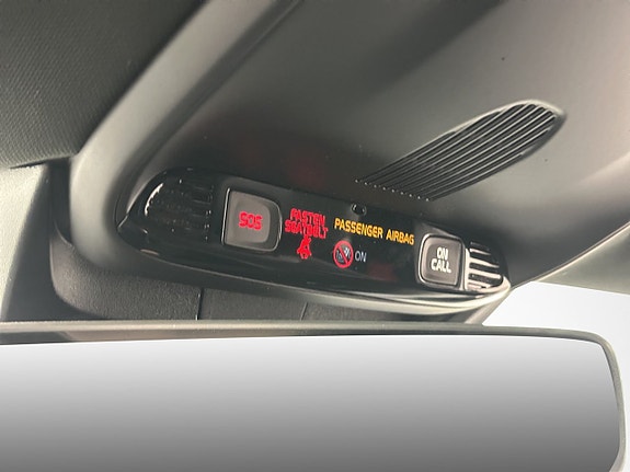 Volvo V40 15 of 27