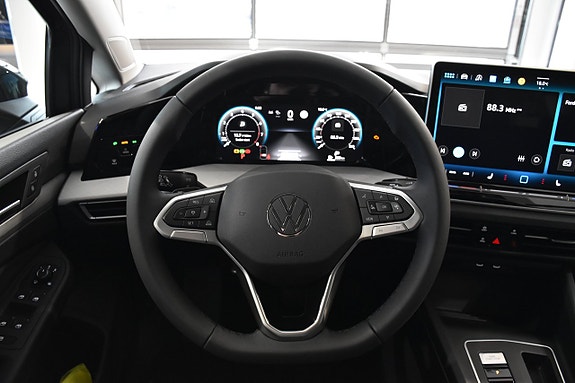 Volkswagen Golf I 9 of 23