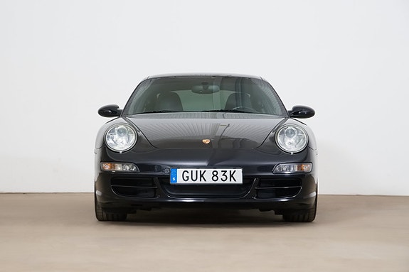 Porsche 911 4 of 5