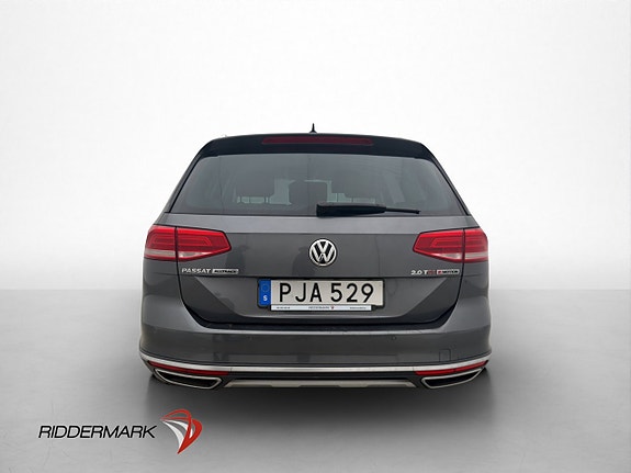 Volkswagen Passat Alltrack 7 of 30