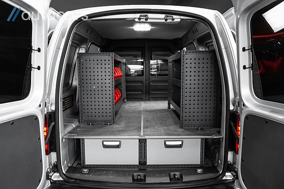 Volkswagen Caddy 13 of 30