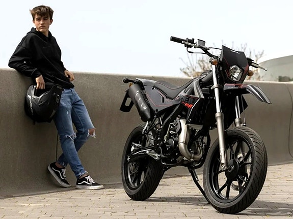 Rieju MRT SM | 2T | BLACK EDT | MOPED | 45 | | RÄNTEFRITT 3 of 3