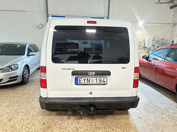 Ford Connect Tourneo 12 of 12