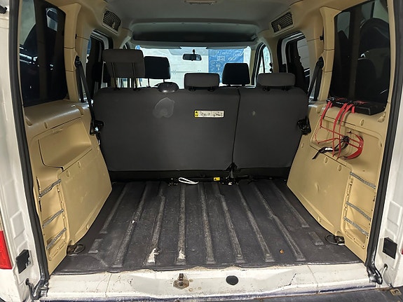 Ford Connect Tourneo 11 of 12