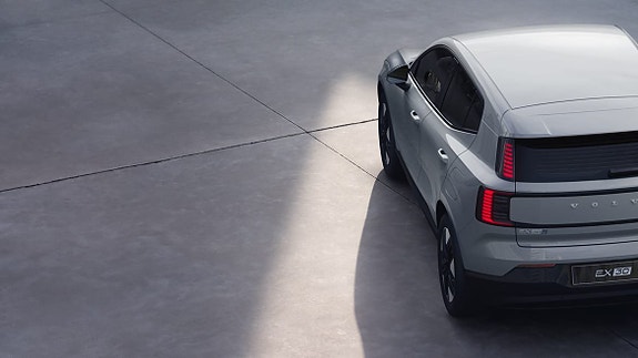 Volvo EX30 16 of 24