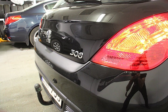 Peugeot 308 17 of 23