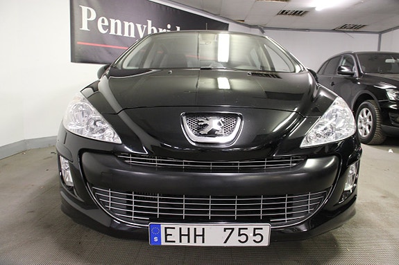 Peugeot 308 2 of 23