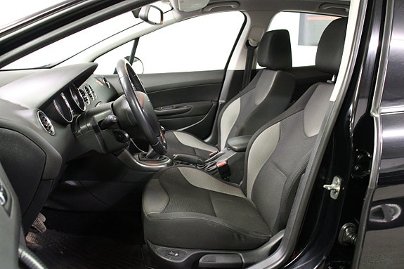 Peugeot 308 8 of 23