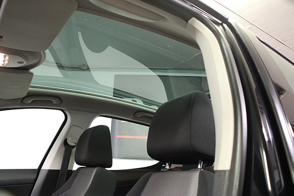 Peugeot 308 12 of 23