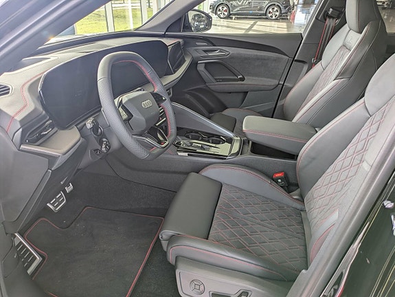 Audi Q5 10 of 13