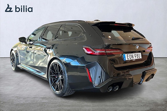 BMW M5 2 of 5