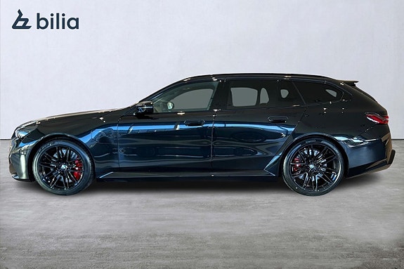 BMW M5 3 of 5