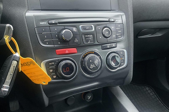 Citroen C4 9 of 12