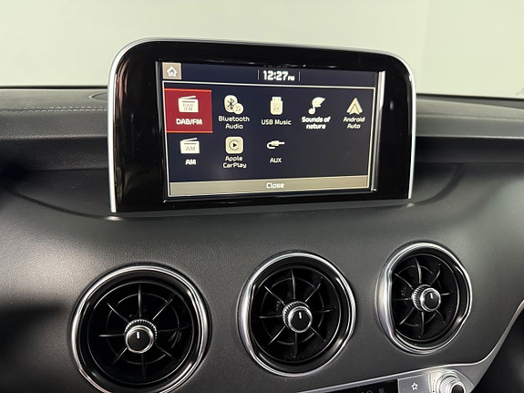 Kia Stinger 18 of 25