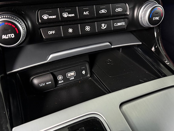 Kia Stinger 21 of 25