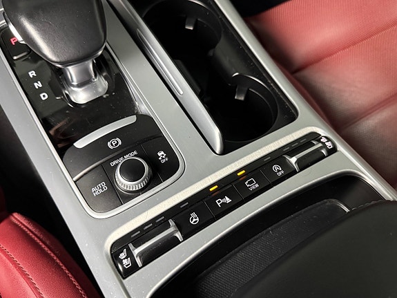 Kia Stinger 23 of 25