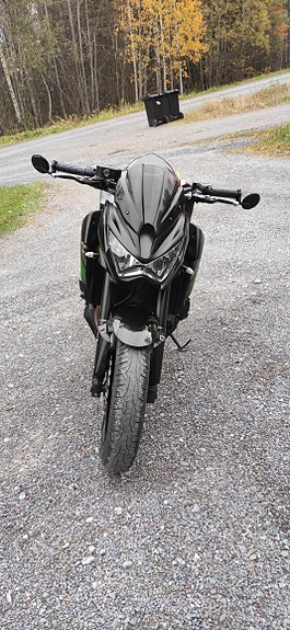 Kawasaki Z800 2 of 5