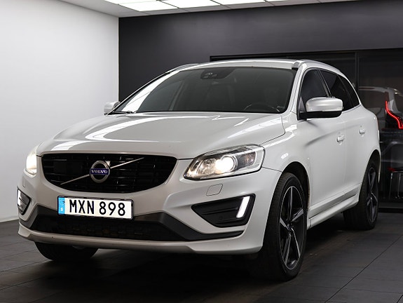 Volvo XC60 2 of 5