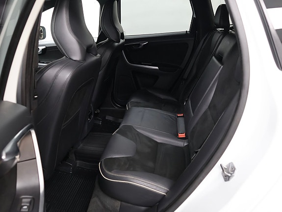 Volvo XC60 21 of 27