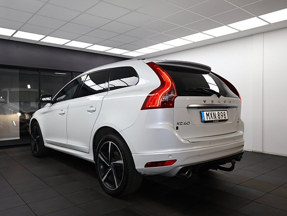 Volvo XC60 8 of 27